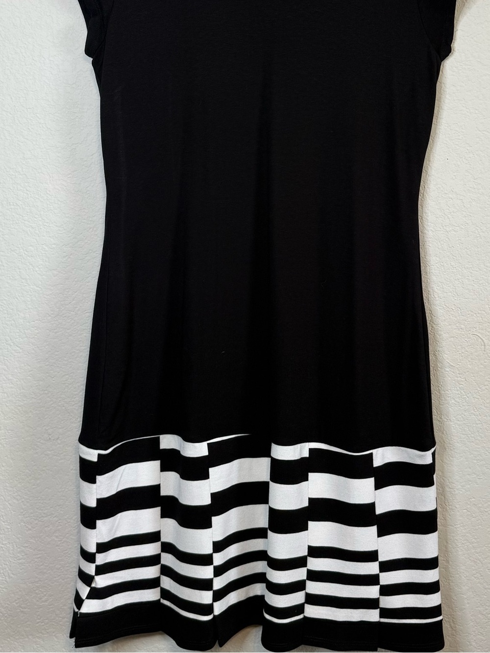 Carmen Marc Valvo Longline Retro Black White Slinky Dress Y2K Abstract Mini Sz S - Picture 4 of 12